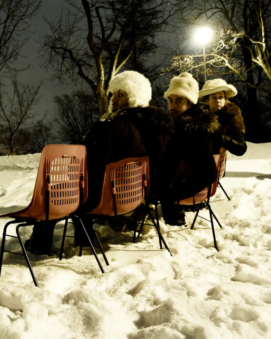 De l'impossible retour de Léontine en brassière